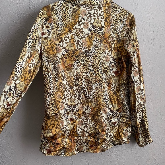Women’s Silk Blouse | Silk Button Up | Women Silk Shirt | Women Silk Button-Up - Picture 9 of 14